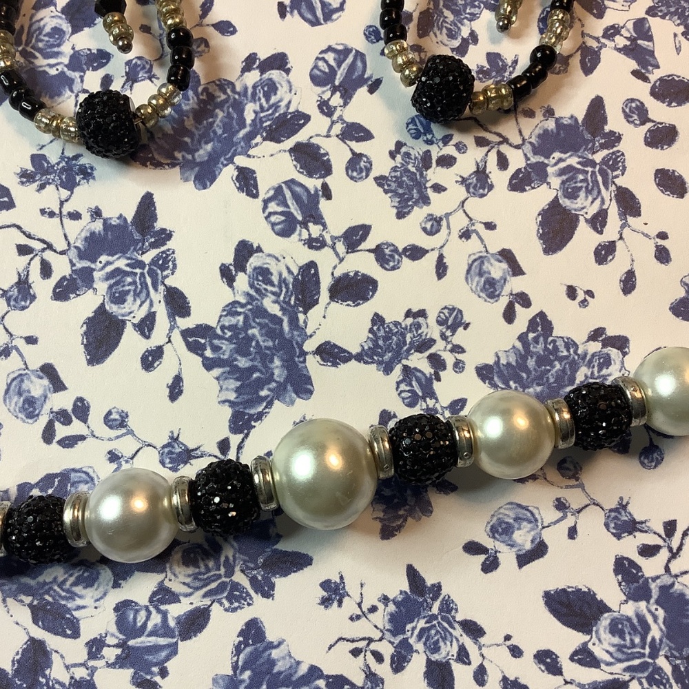 Necklace set - Picture 2 of 3